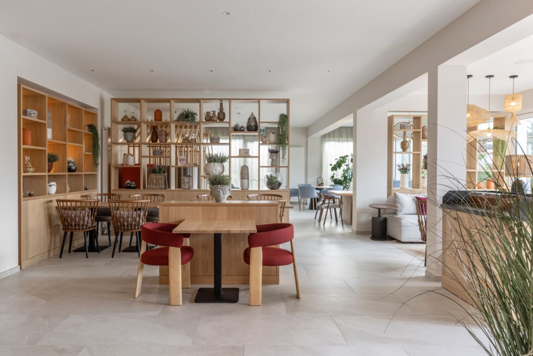 Gastro Ascona Lodge, Pool & Garden Retreat