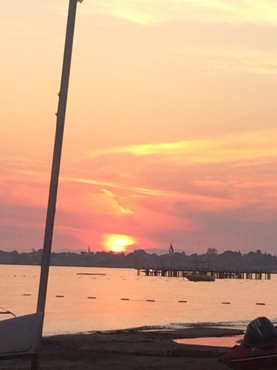 Sonnenuntergang ROBINSON PAMFILYA