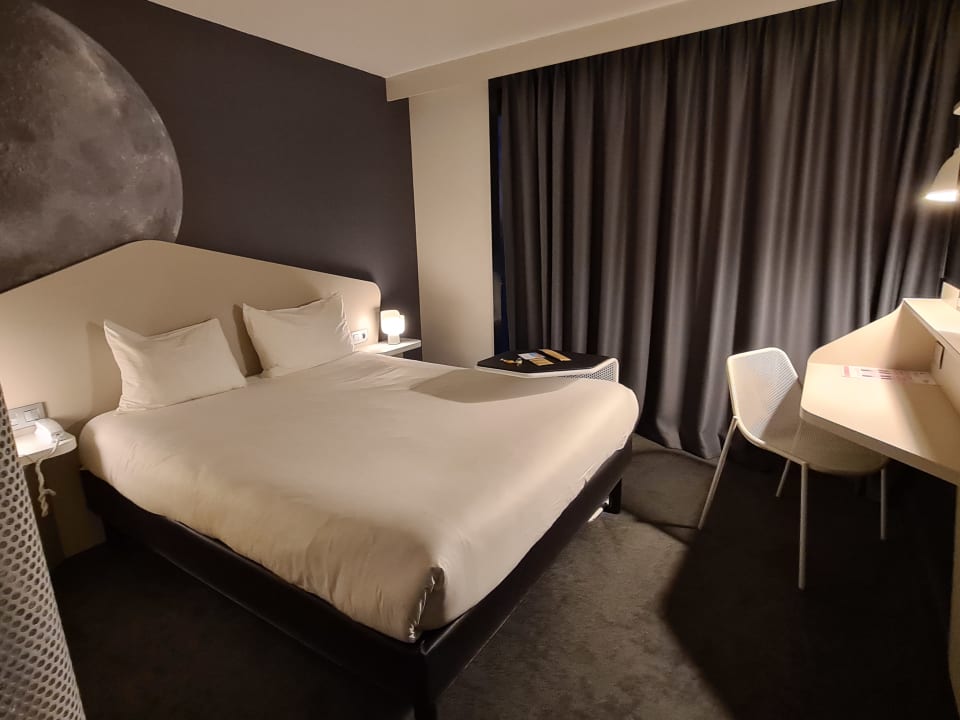 Zimmer ibis Styles Paris CDG Airport Roissy