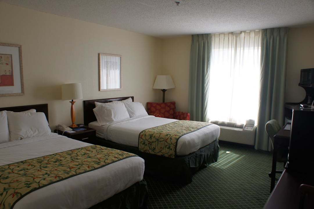 Zimmer Hotel Fairfield Inn & Suites by Marriott Mount Laurel