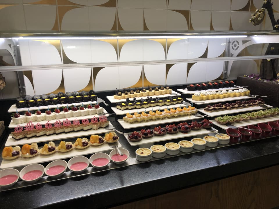 Gastro Xanadu Resort Hotel