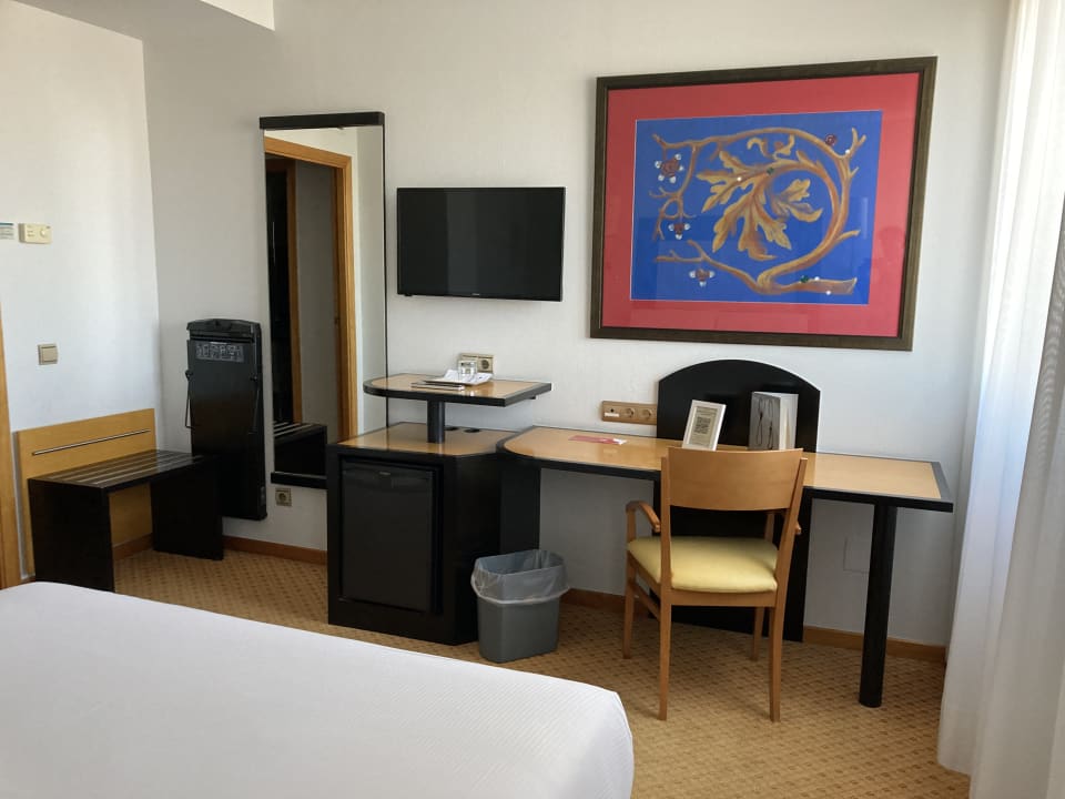 Zimmer Hotel Abba Burgos