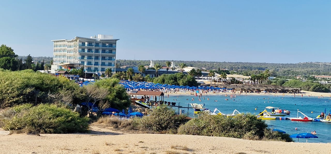 Außenansicht Asterias Beach