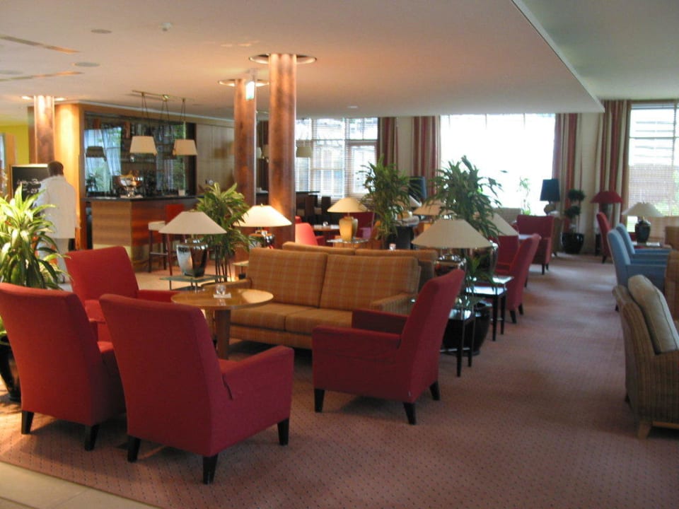Anprechende und gepflegte Lobby Hotel Residence Starnberger See