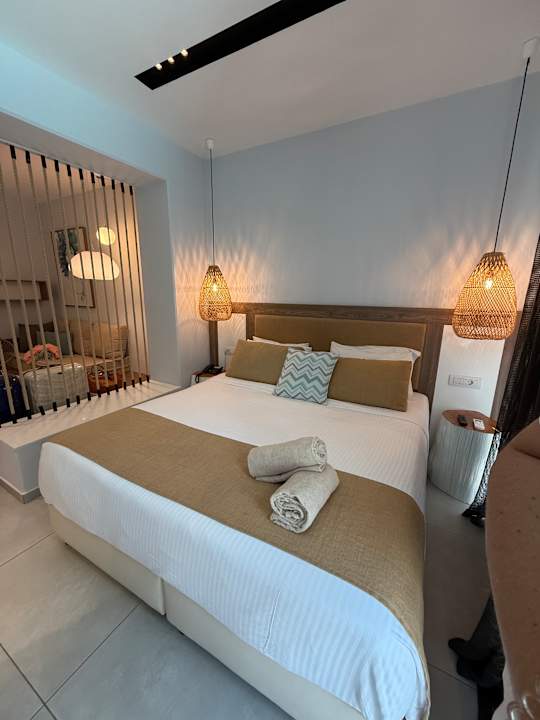 Zimmer Paralos Lifestyle Beach