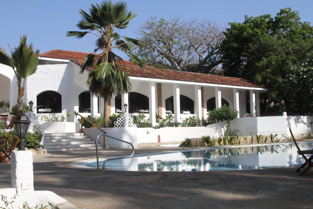 Wasser so warm wie in der Badewanne Hotel Diani Sea Lodge