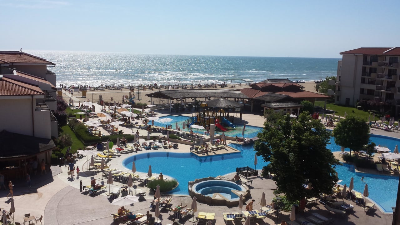 Überblick einer der Poolanlagen HVD Clubhotel Miramar