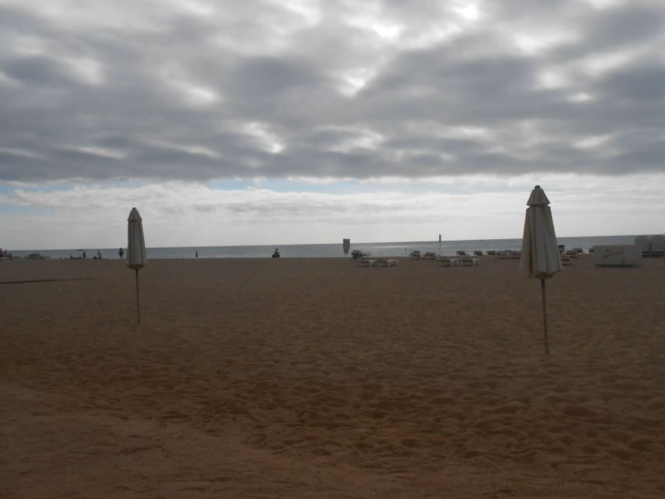 Schöner Strand htop Royal Sun Suites