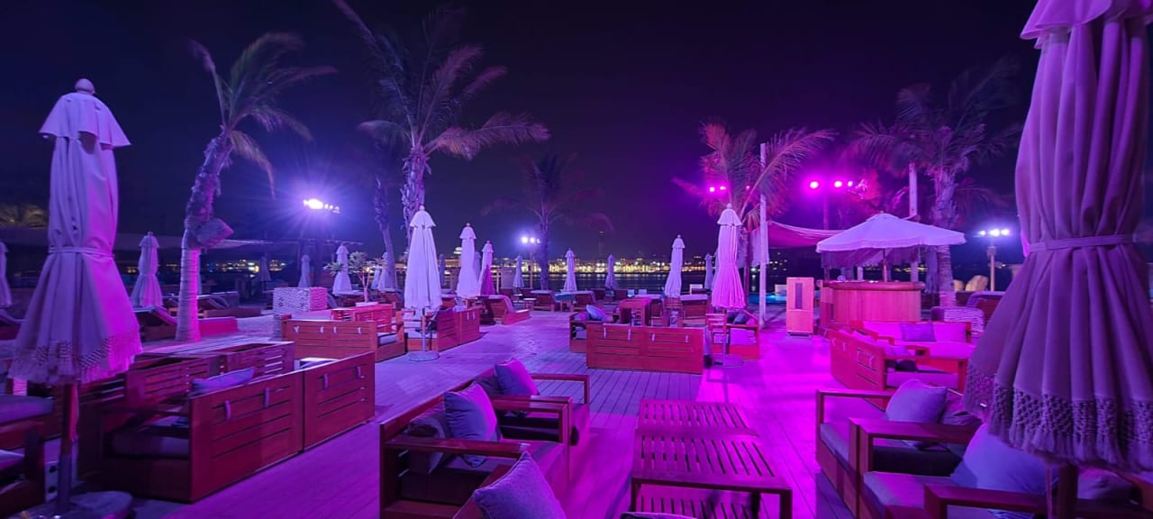 Gastro Atlantis, The Palm