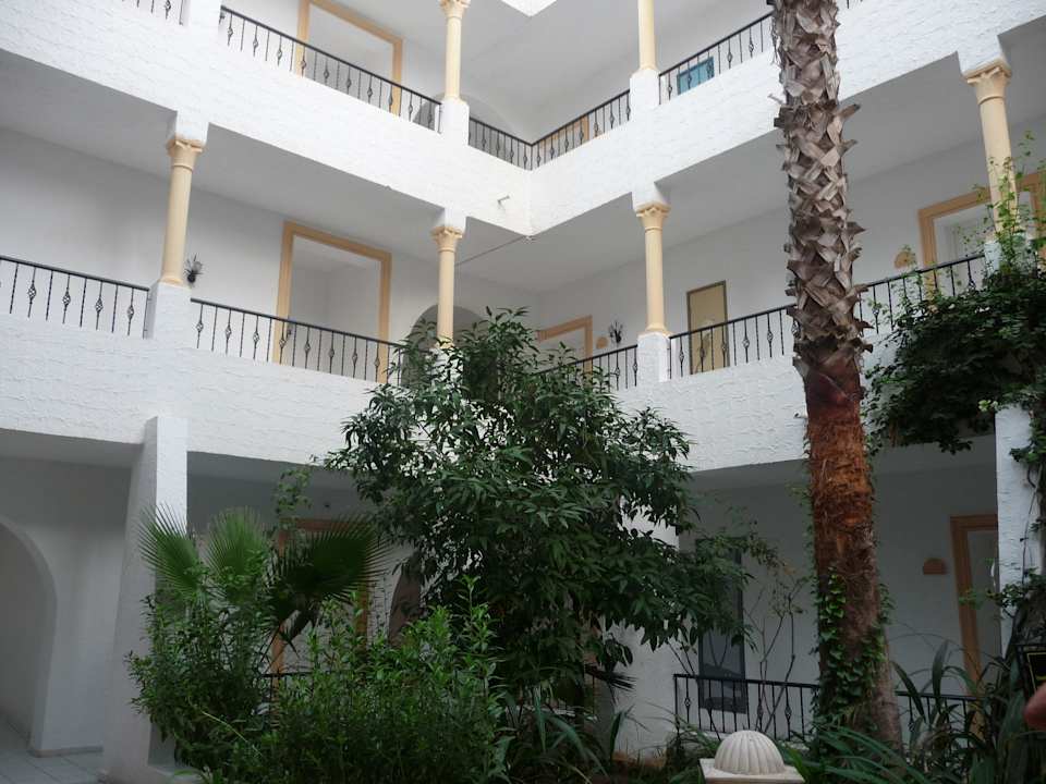 Innenhof sehr schön gestaltet Hotel Nesrine