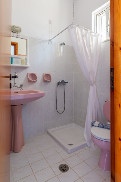 Zimmer Antoniadi Rooms B&B