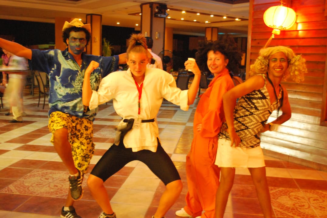 Animation team Rehana Royal Beach Resort Aqua Park & Spa