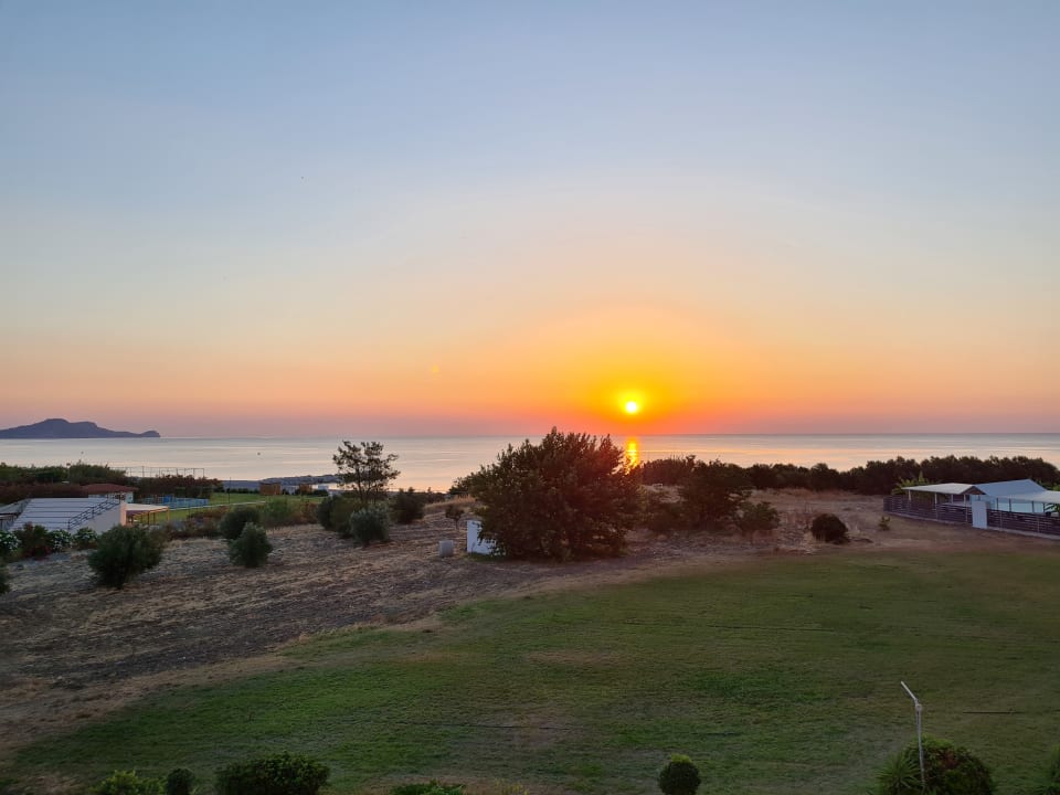 Ausblick Irene Palace Beach Resort Club alltoura