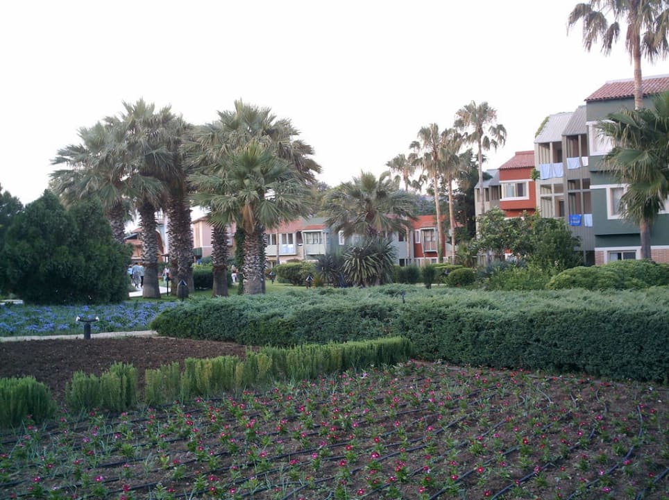 Gepflegte Gartenanlage Megasaray Club Belek