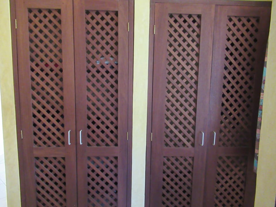 Zimmer Flametree Beach Homes