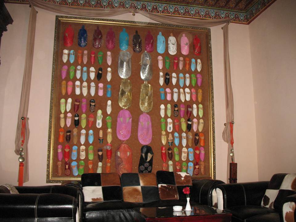 Разноцветные тапочки Pickalbatros Palace Resort