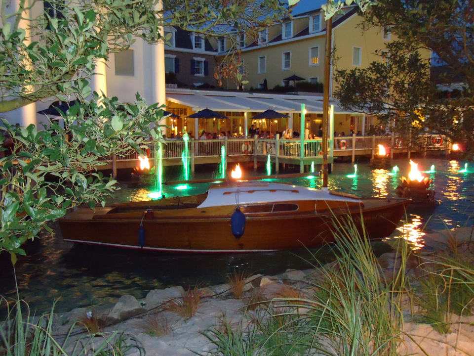 Bei Nacht Hotel Bell Rock Europa-Park