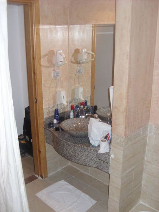 Das Bad (Waschbecken) Pickalbatros Alf Leila Wa Leila Resort - Neverland Hurghada