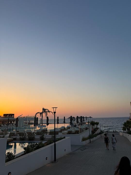 Außenansicht Enorme Santanna Island