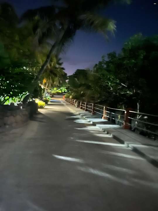 Außenansicht Hotel Patatran Village