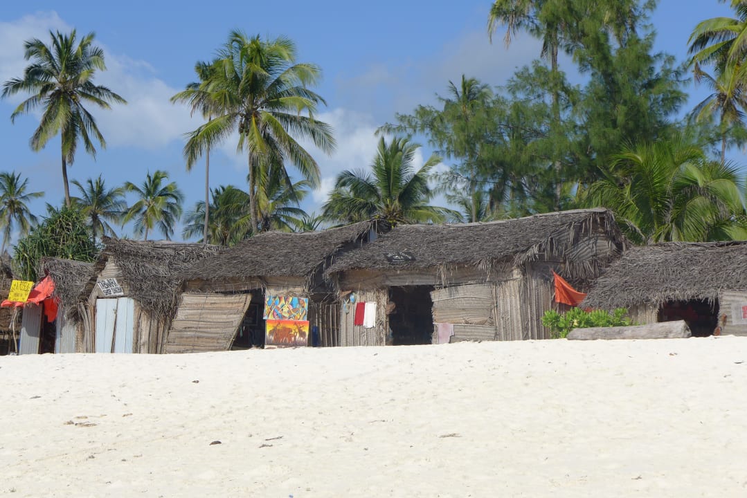 Strand Neptune Pwani Beach Resort & Spa