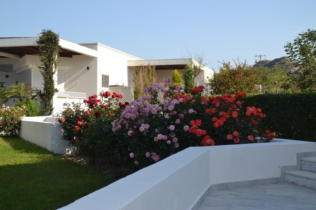 Garten Hotel Lakitira Suites