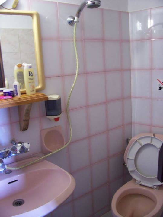 Bathroom Hotel Attiki