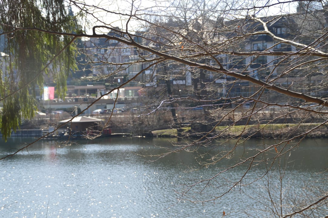 Blick über den See  Romantischer Winkel RoLigio® & Wellness Resort