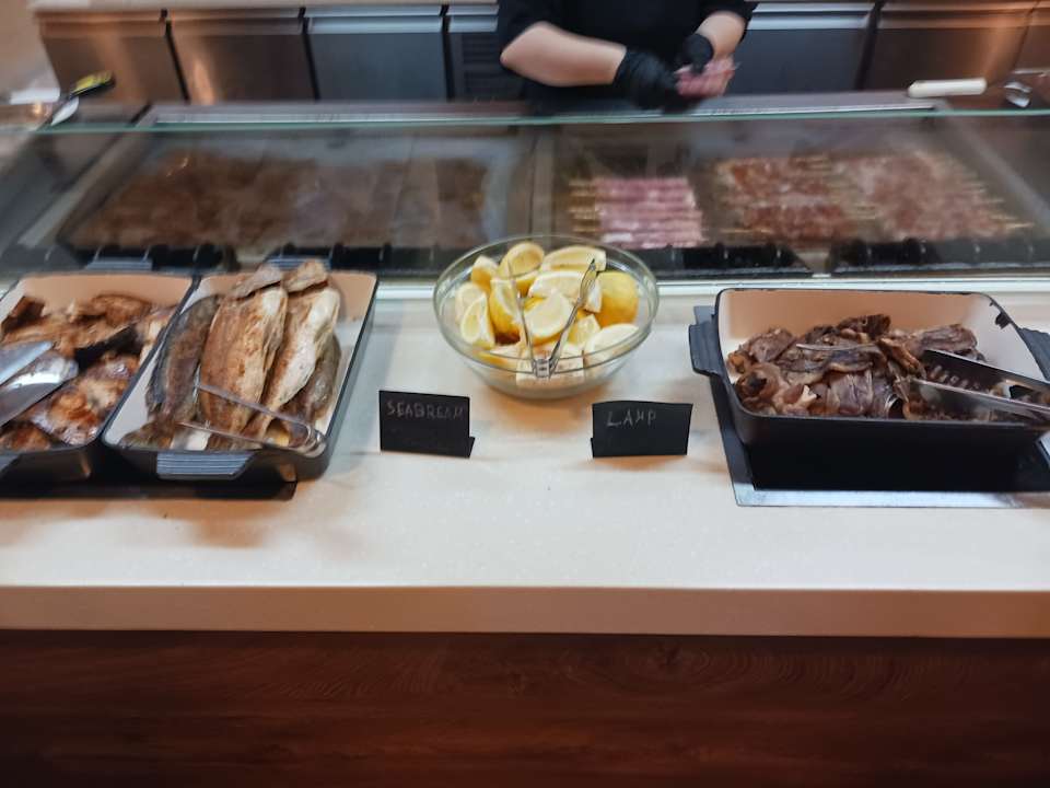 Gastro Sovereign Beach Hotel