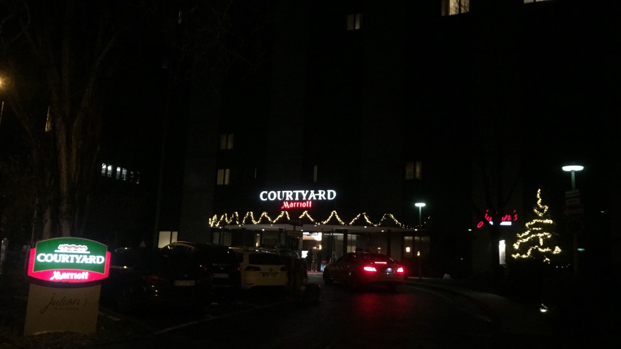 Außenansicht Courtyard by Marriott Düsseldorf Seestern