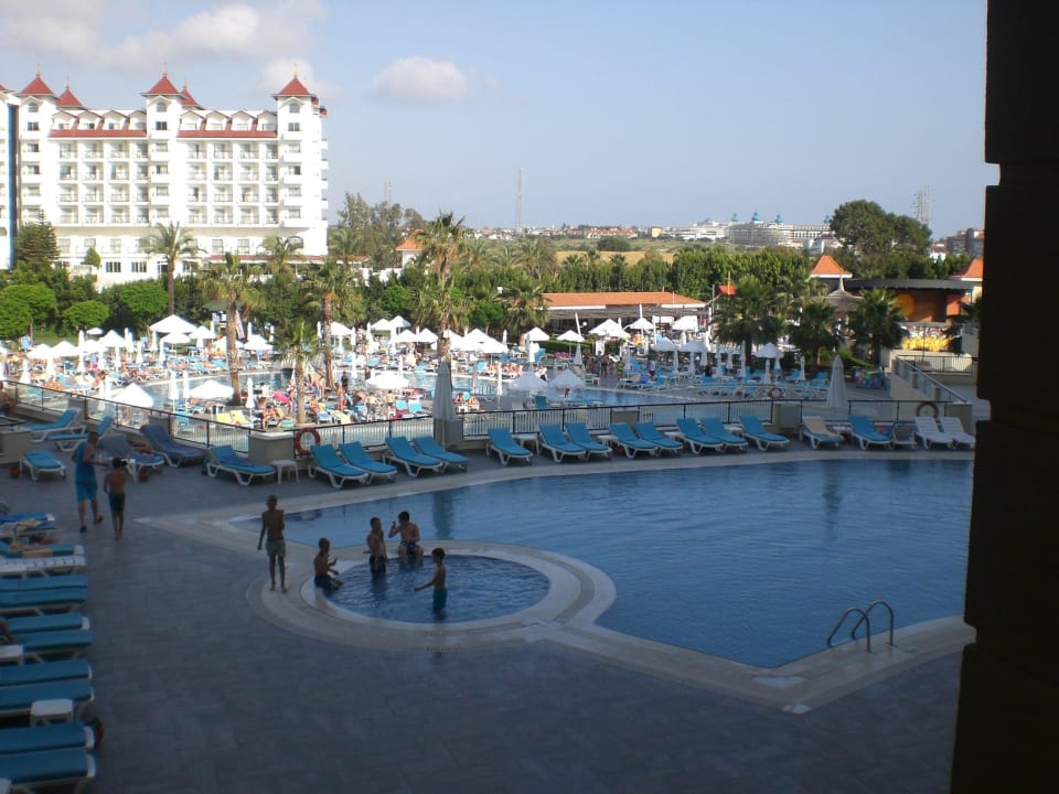 Oberer Teil der Poolanlage Side Mare Resort & Spa