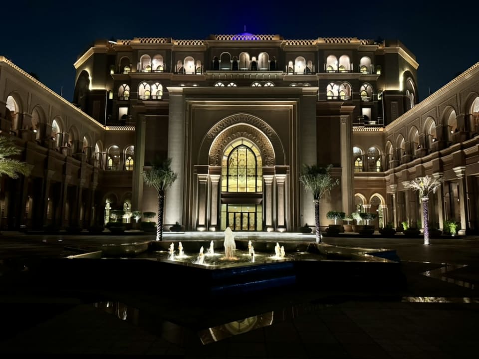 Außenansicht Emirates Palace Mandarin Oriental