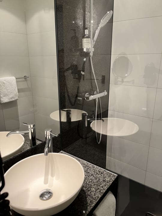 Zimmer Motel One Bonn-Beethoven