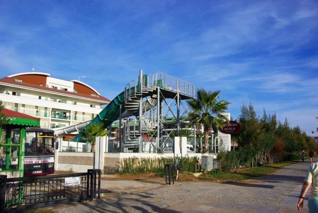 An der Strandpromenade Sentido Trendy Verbena Beach