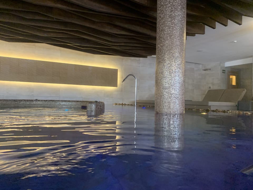 Pool Hotel Serrano Palace