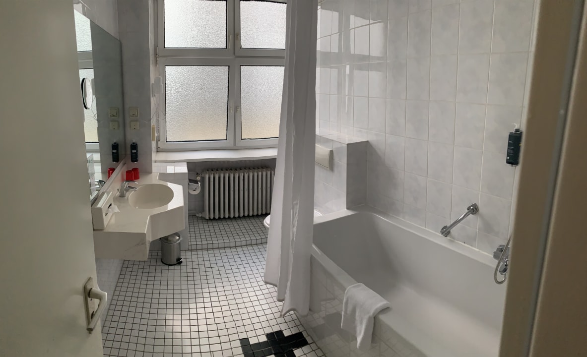 Zimmer acom Hotel Berlin Kurfürstendamm