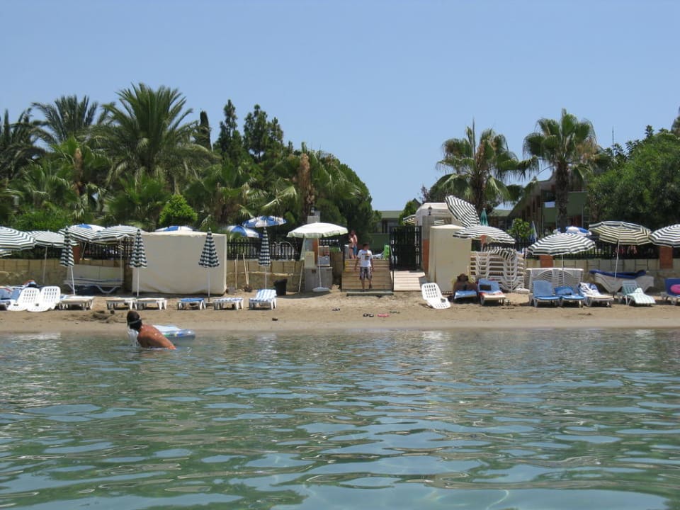 Strandabschnitt bei Block D Lonicera Resort & Spa Hotel