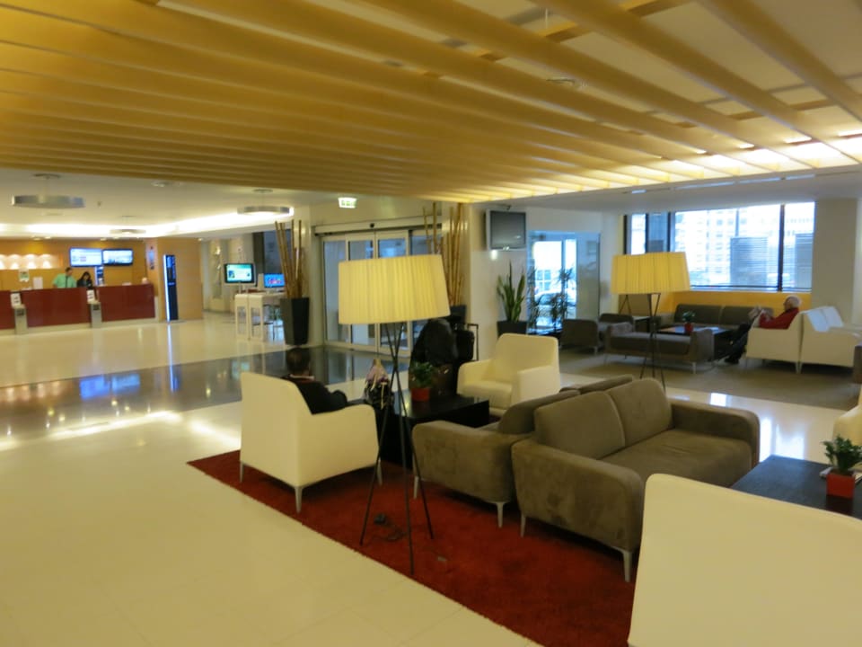 Lobby Area Novotel Lisboa