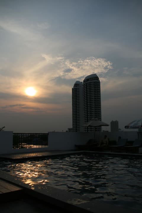 Pool Dachterrasse Hotel Navalai River Resort