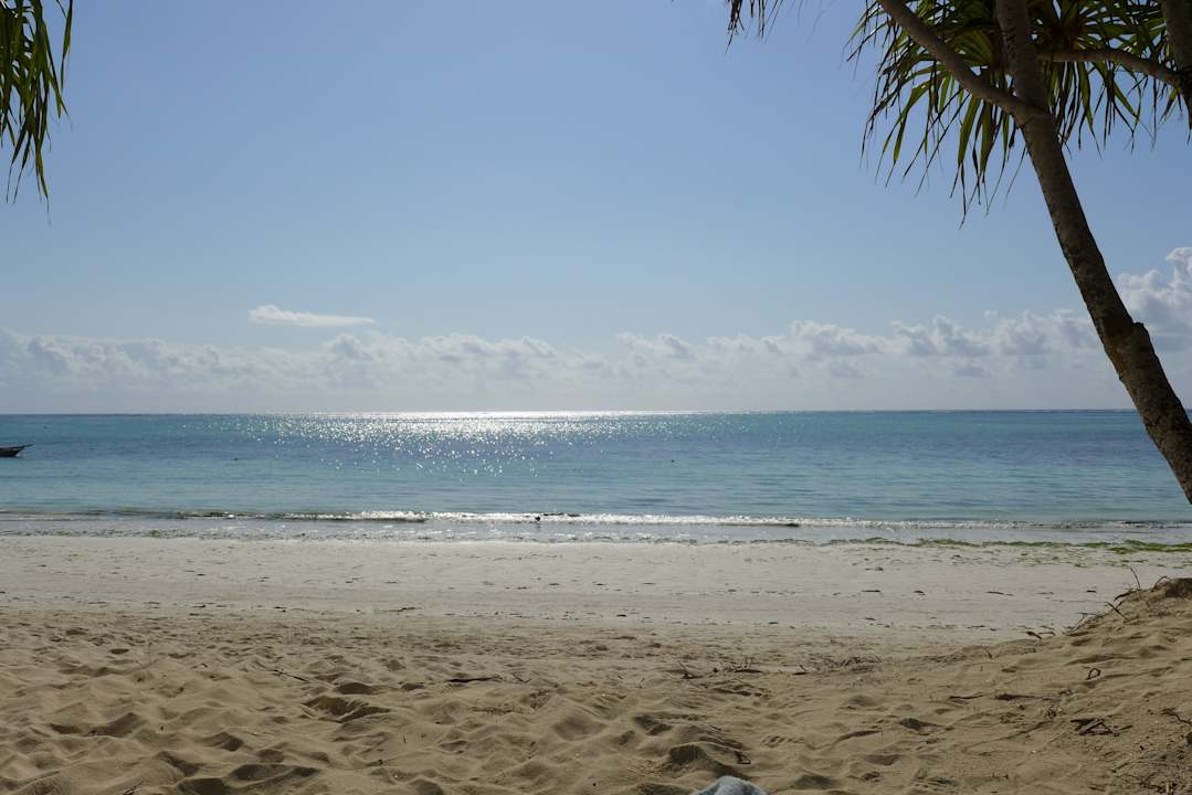 Strand Neptune Pwani Beach Resort & Spa