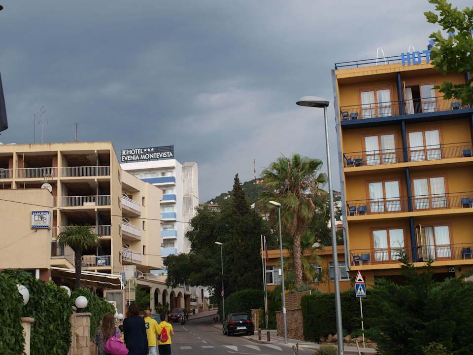 Hotel z oddali Hotel Montevista