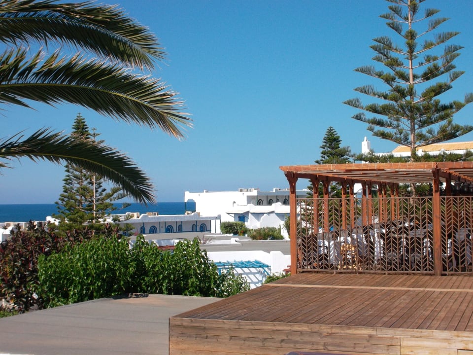 Blick zum Pool Mitsis Rinela