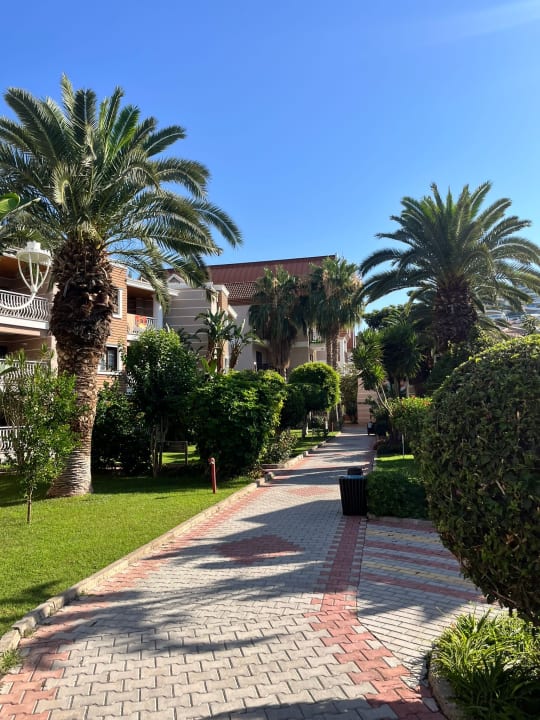 Gartenanlage Quattro Family Club Dem Hotel