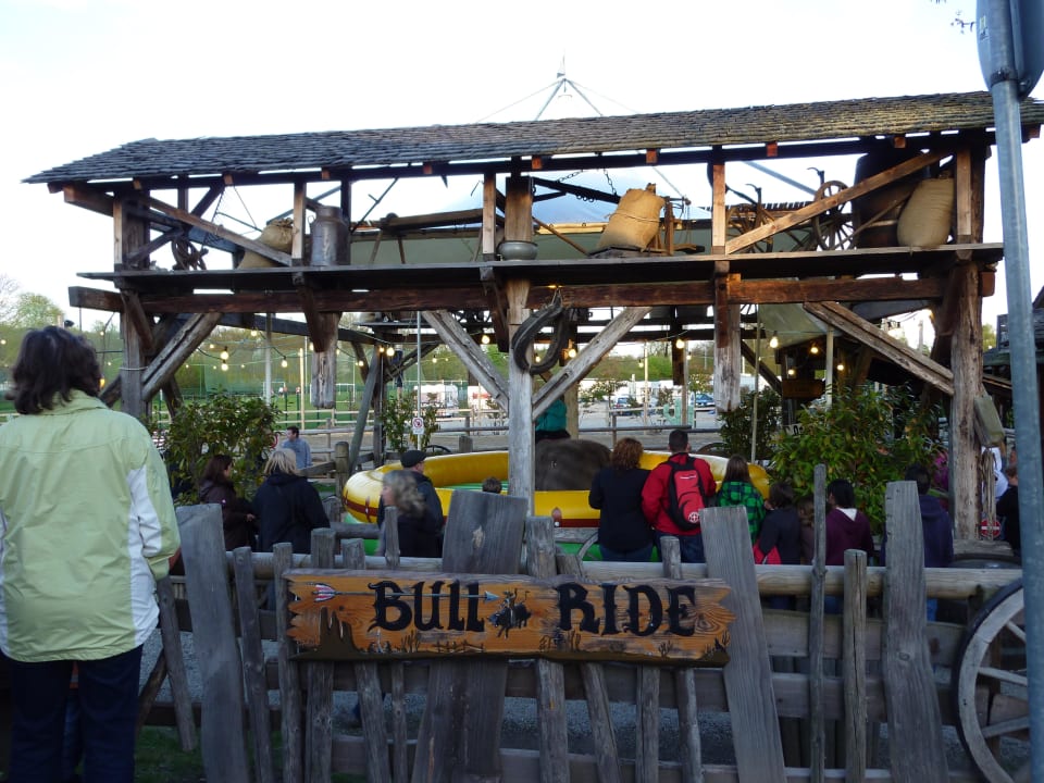 Bull Ride Tipi Town Europa-Park