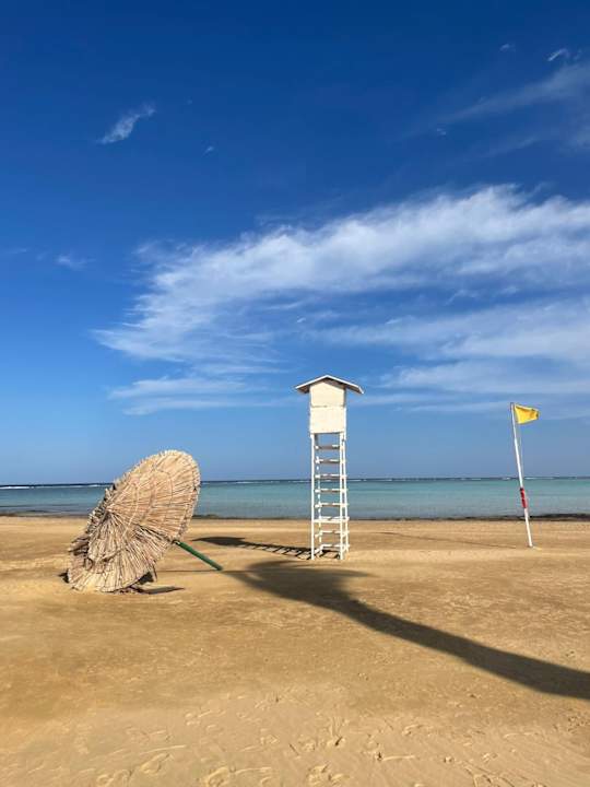 Strand True Beach Resort