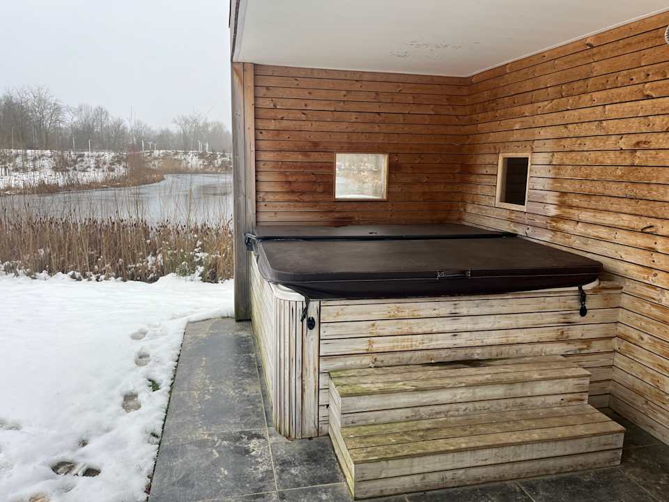 Zimmer Dormio Resort Maastricht