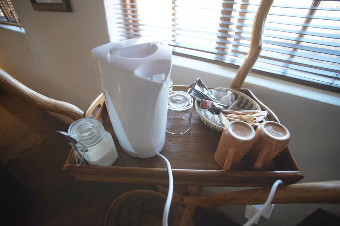 Zimmer Hotel Eningu Clay-House Lodge