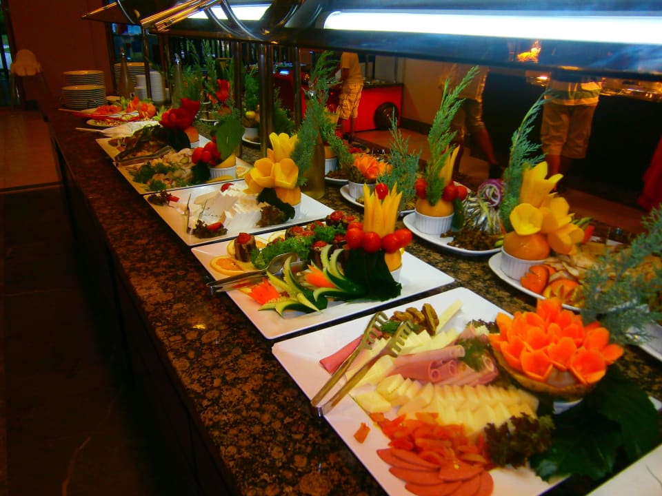Tolles Buffet Melas Holiday Village