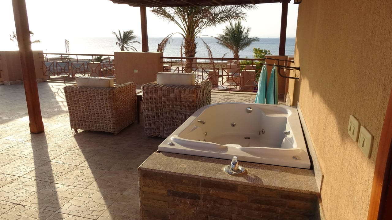 Whirlpool auf Terrasse Shams Prestige Abu Soma-Adults Only