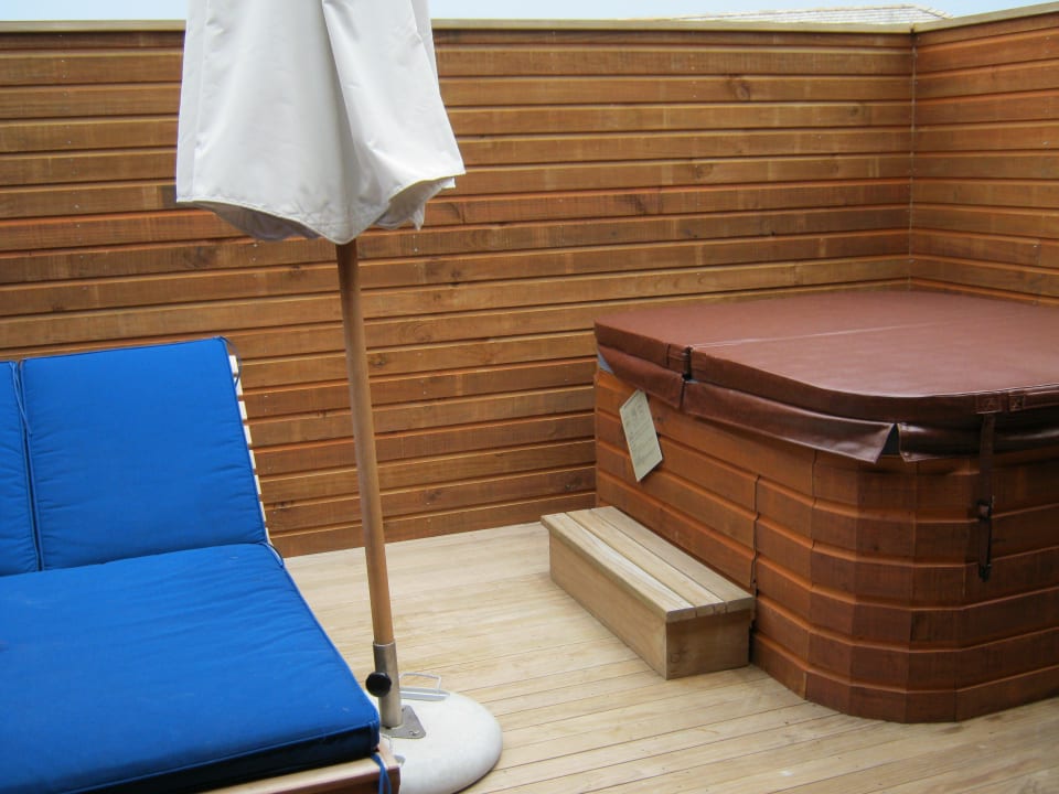 Hintere Terrasse Vilamendhoo Island Resort & Spa
